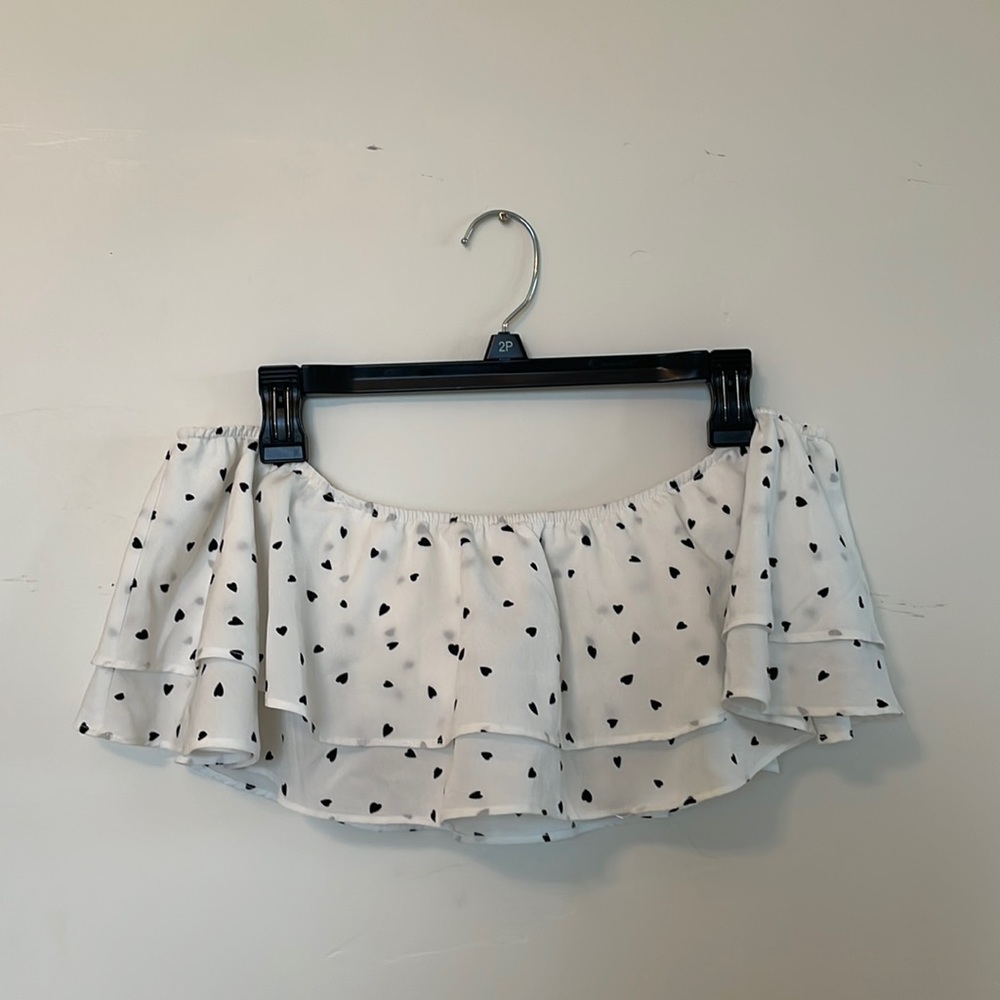 SuperDown Flowy/ Busty Hearts Crop/ Off the Shoulder Top